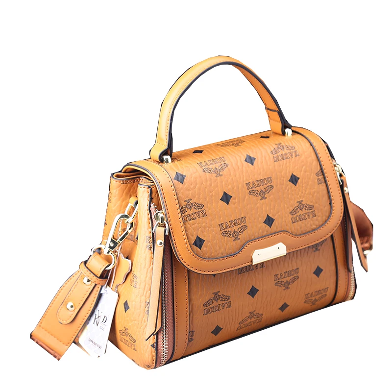 Genuine Leather Women Totes 2021 New Fashion Larger Capacity Retro Printing Bags Ladies Famous Handbags Channels Handbags Cc
Genuine Leather Women Totes 2021 New Fashion Larger Capacity Retro Printing Bags Ladies Famous Handbags Channels Handbags Cc