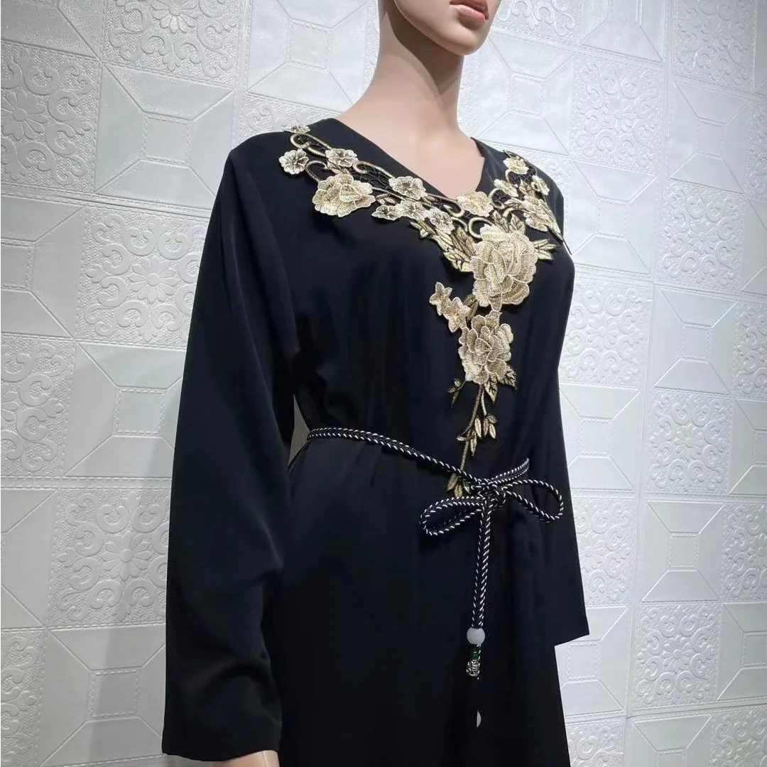 2021 New Moslem Dubai Middle East Parquet Temperament Dress Muslim Temperament Women's Versatile Robe Abaya Dubai Kuftan
2021 New Moslem Dubai Middle East Parquet Temperament Dress Muslim Temperament Women's Versatile Robe Abaya Dubai Kuftan