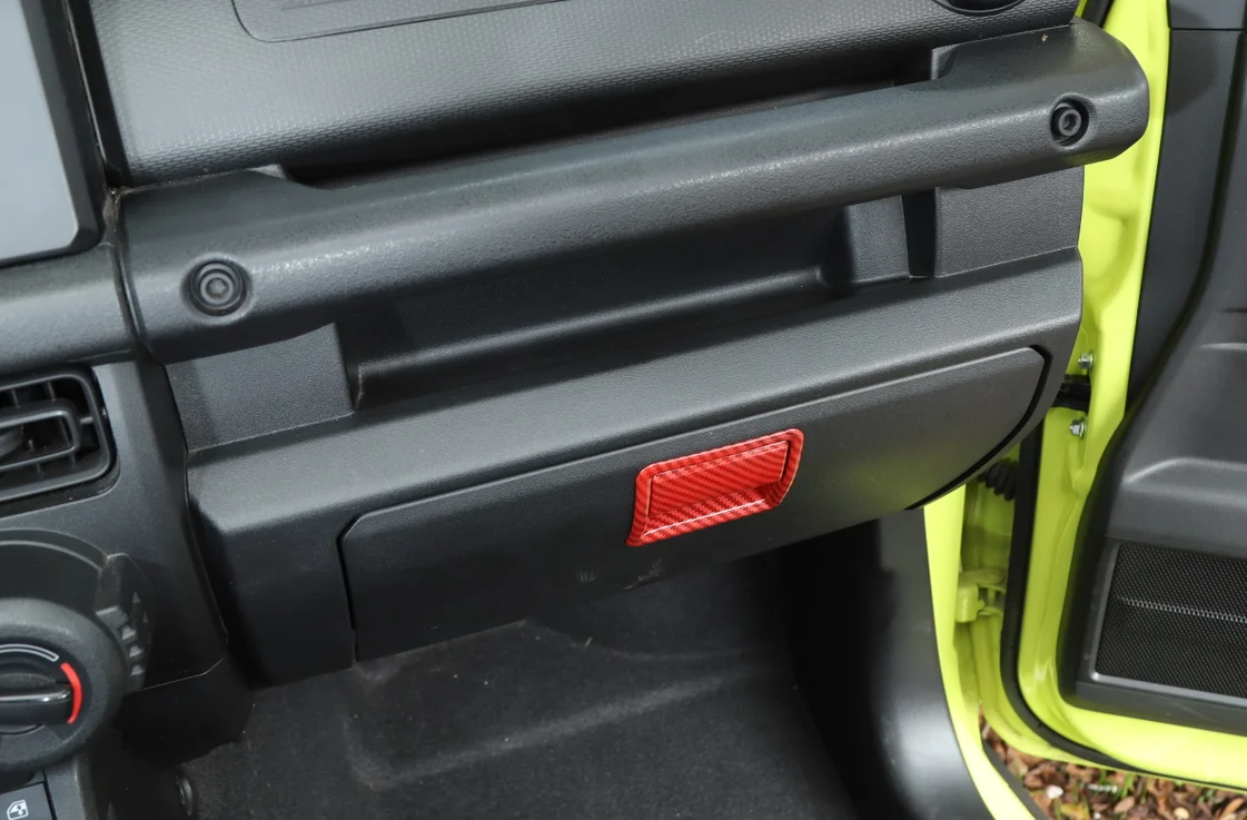 Red Carbon Fiber ABS Co-pilot Storage Box Handle Cover For Suzuki Jimny 2019-2020 Car parts
Red Carbon Fiber ABS Co-pilot Storage Box Handle Cover For Suzuki Jimny 2019-2020 Car parts