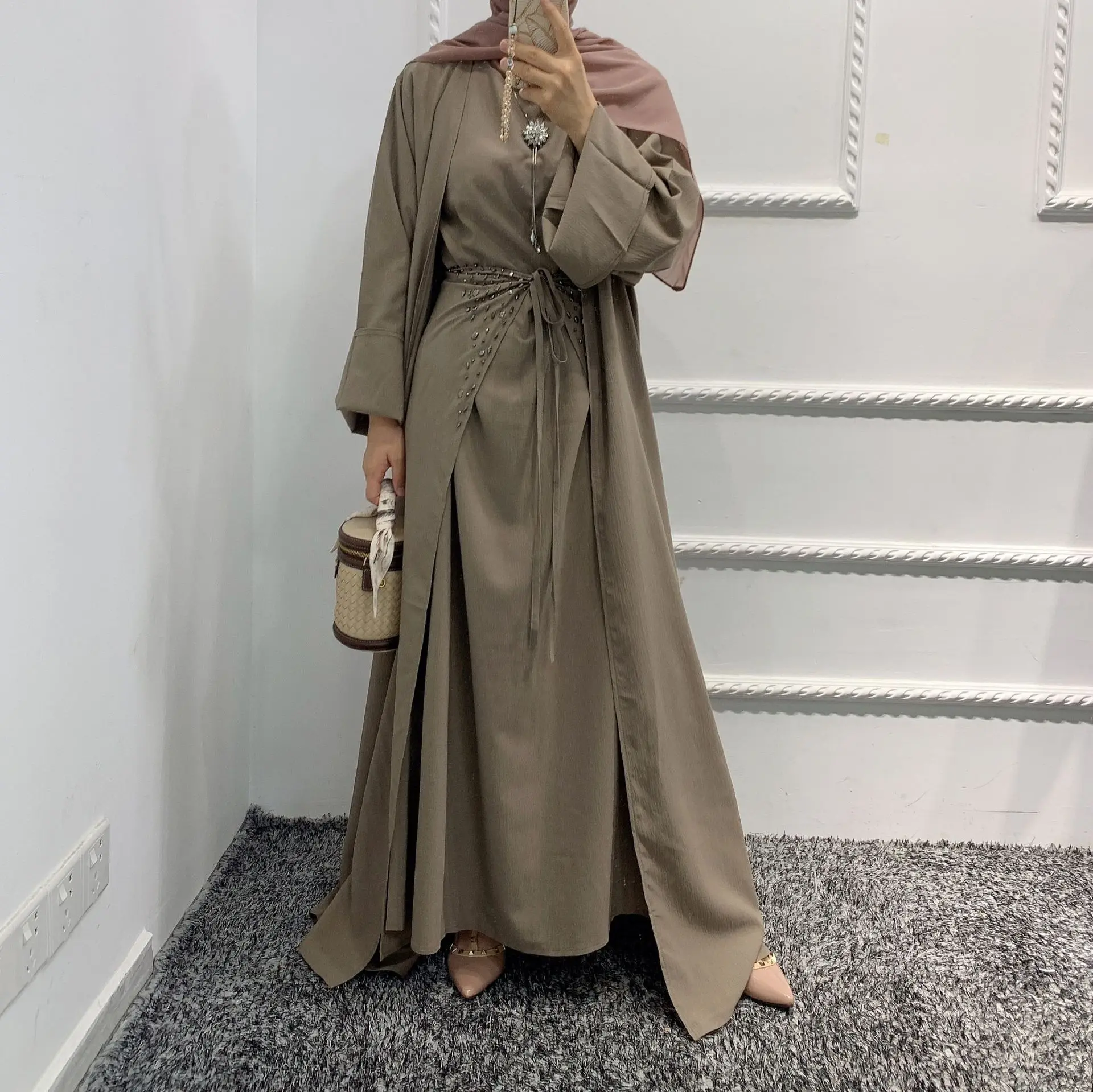 Wepbel Outfits Turkey Caftan Robe Cardigan Dress Middle East Abaya Women Dubai Solid 2 Piece Sets Dress Islamic Clothing
Wepbel Outfits Turkey Caftan Robe Cardigan Dress Middle East Abaya Women Dubai Solid 2 Piece Sets Dress Islamic Clothing