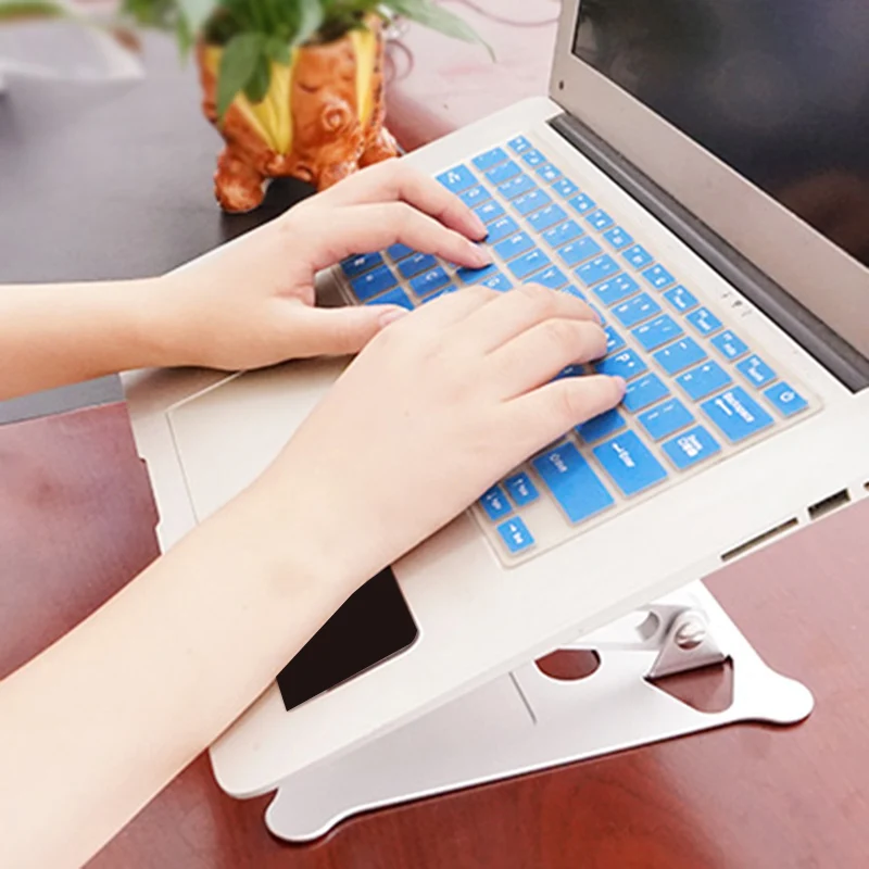 Metal Folding for Notebook Stand Adjustable Desktop Tablet Laptop Heights Holder PC Bracket Portable Holder Viewing Angle
Metal Folding for Notebook Stand Adjustable Desktop Tablet Laptop Heights Holder PC Bracket Portable Holder Viewing Angle