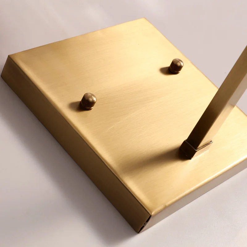 FKL Modern Copper Wall Lamp Living room Bedroom Bedside Lamp TV Wall Light Transparent Glass Lamp Shade Creative Wall Lamp 
FKL Modern Copper Wall Lamp Living room Bedroom Bedside Lamp TV Wall Light Transparent Glass Lamp Shade Creative Wall Lamp