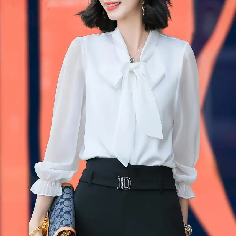 Spring Autumn Women Fashion Office Style Blouses Scarf Collar Lady Bow Knot Casual White Elegant Temperament Tops MM0376
Spring Autumn Women Fashion Office Style Blouses Scarf Collar Lady Bow Knot Casual White Elegant Temperament Tops MM0376