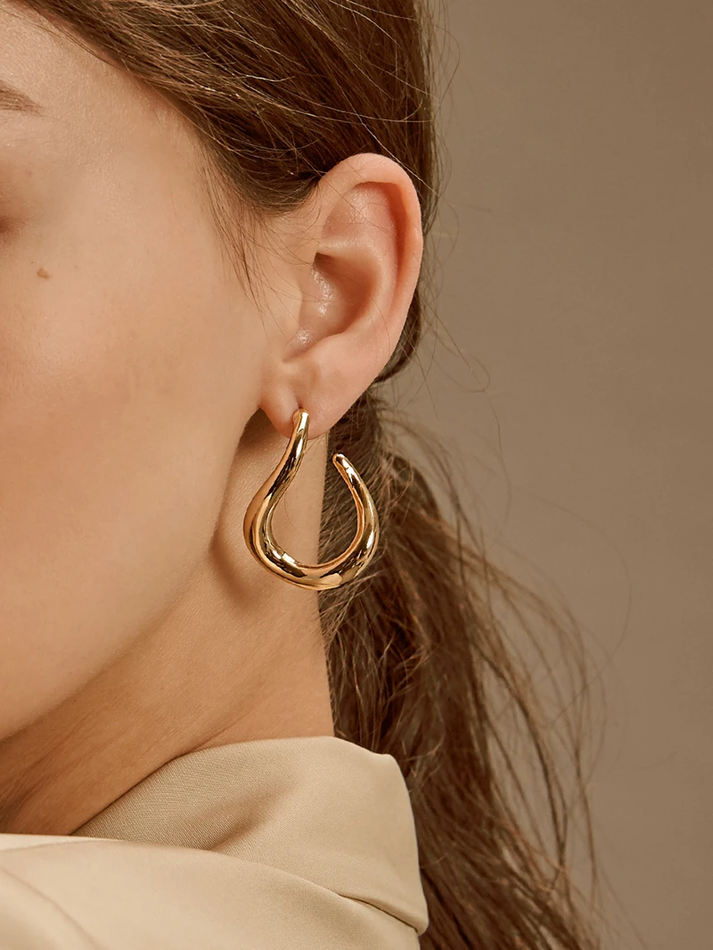Brass With 18K Gold Twist Statement Drop Earrings Women Jewelry Punk Party Gown Runway Simple Boho Korean Japan INS Hiphop Top
Brass With 18K Gold Twist Statement Drop Earrings Women Jewelry Punk Party Gown Runway Simple Boho Korean Japan INS Hiphop Top