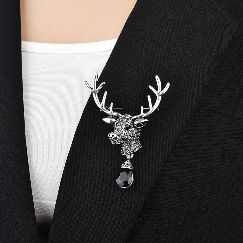 Fashion Water Drop Crystal Brooch Suit Clip Jewelry Scarf Brooch Business Couple Sweater Pin Giraffe Sika Deer Brooch Accessorie
Fashion Water Drop Crystal Brooch Suit Clip Jewelry Scarf Brooch Business Couple Sweater Pin Giraffe Sika Deer Brooch Accessorie