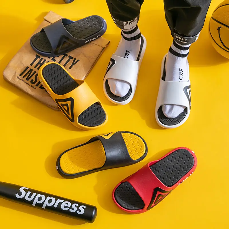2021 New Luxury Designer Slippers Men Women Shoes Outdoor Couple's Slipper Sandals Antiskid Indoor Men's Home Bathroom Slippers
2021 New Luxury Designer Slippers Men Women Shoes Outdoor Couple's Slipper Sandals Antiskid Indoor Men's Home Bathroom Slippers