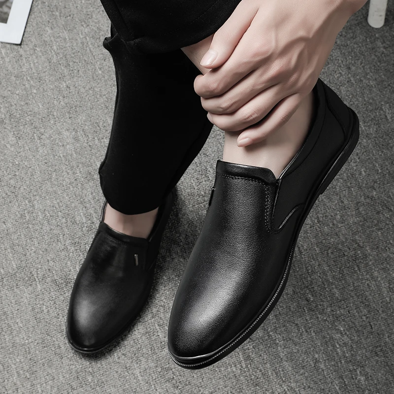 Zapatos Casuales Casual Shoes For Men Black Loafers Sports Leather Sapatos Zapatos Informales De Hombre Fashion Leisure Sneaker
Zapatos Casuales Casual Shoes For Men Black Loafers Sports Leather Sapatos Zapatos Informales De Hombre Fashion Leisure Sneaker