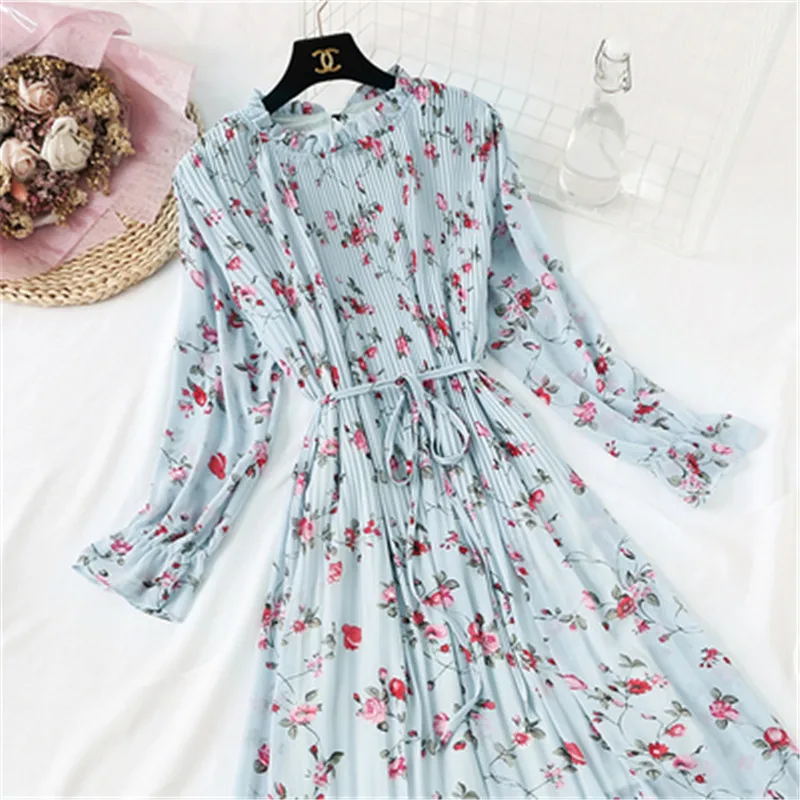 2020 Spring Summer New Hot Women Print Pleated Chiffon Dress Fashion Female Casual Flare Sleeve Lotus Leaf Neck Basic Dresses86
2020 Spring Summer New Hot Women Print Pleated Chiffon Dress Fashion Female Casual Flare Sleeve Lotus Leaf Neck Basic Dresses86
