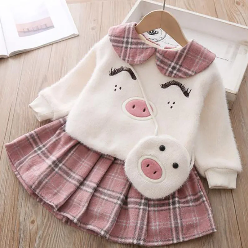 Baby Girl Winter Warm Clothing Girl Plaid Skirt Plush Two-piece Suit Cartoon Doll Collar Wool Sweater Plus Velvet Thickening Set
Baby Girl Winter Warm Clothing Girl Plaid Skirt Plush Two-piece Suit Cartoon Doll Collar Wool Sweater Plus Velvet Thickening Set