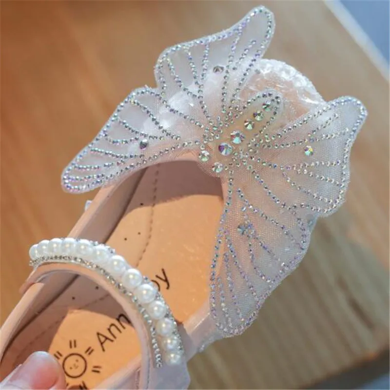 Children's Shoes
Children's Shoes