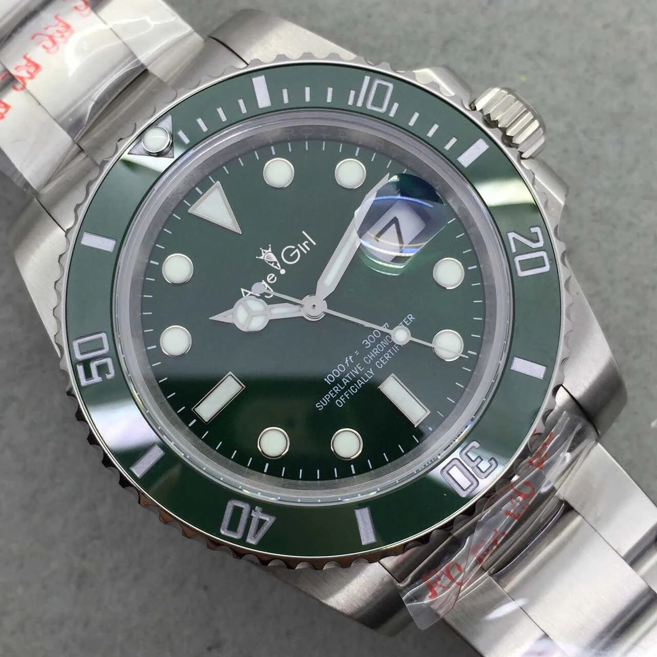 Classic New Men Automatic Mechanical Watch Gold Silver Black Blue Green Stainless Steel Ceramic Bezel Sapphire Heavy 40mm
Classic New Men Automatic Mechanical Watch Gold Silver Black Blue Green Stainless Steel Ceramic Bezel Sapphire Heavy 40mm