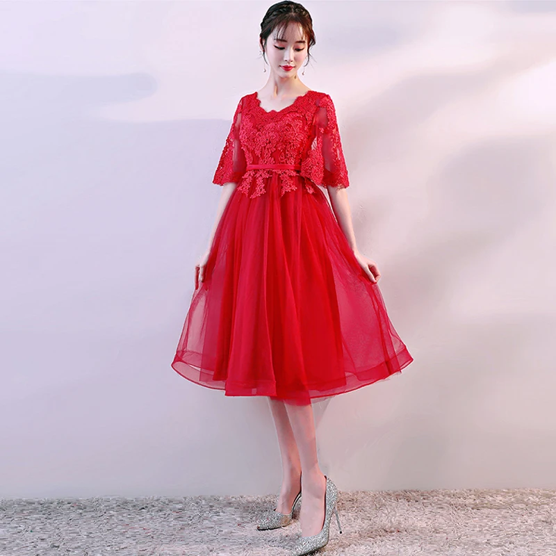 New Evening Dress Red Half Sleeves Tulle Lace Up Tea-Length A-Line Embroidery Sexy Deep V-Neck Plus Size Women Formal Gowns D703
New Evening Dress Red Half Sleeves Tulle Lace Up Tea-Length A-Line Embroidery Sexy Deep V-Neck Plus Size Women Formal Gowns D703