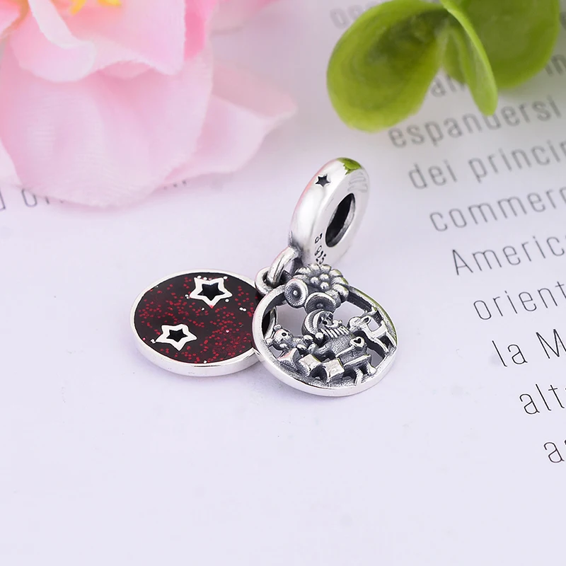 Шарм-подвеска «Санта-любовь» из серебра 100% пробы 
Шарм-подвеска «Санта-любовь» из серебра 100% пробы