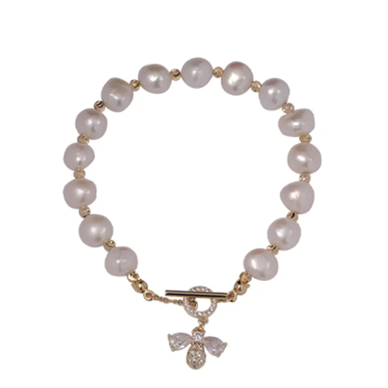 Y2K Chains Natural Pearl Bee Pendant Bracelet Classic Fashion Female Unusual Bracelet Jewelry PARTY Bracelet Accessories
Y2K Chains Natural Pearl Bee Pendant Bracelet Classic Fashion Female Unusual Bracelet Jewelry PARTY Bracelet Accessories