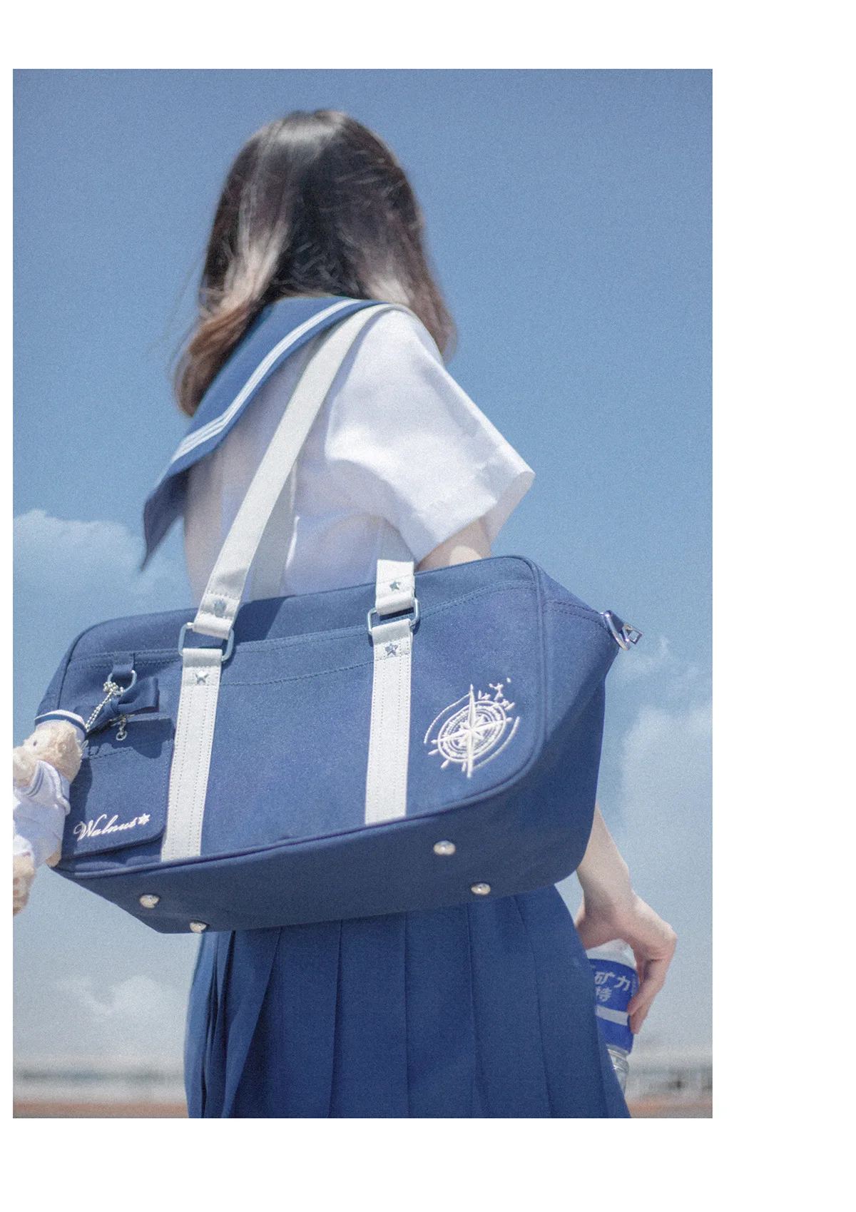 Jk school uniform bag Japanese cloth nylon shoulder bag student uniform commuter handbag female Messenger bag Simple cute bag
Jk school uniform bag Japanese cloth nylon shoulder bag student uniform commuter handbag female Messenger bag Simple cute bag