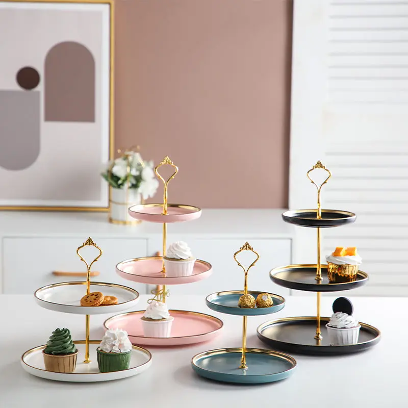 European Ceramic Frosted Three-layer Fruit Plate Home Creative New Living Room Candy Check Heart Plate Multi-layer Dessert Plate
European Ceramic Frosted Three-layer Fruit Plate Home Creative New Living Room Candy Check Heart Plate Multi-layer Dessert Plate