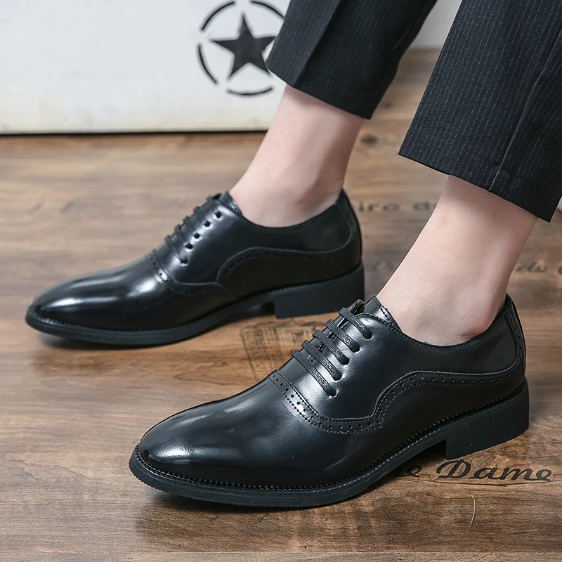 Business casual leather shoes men's dress shoes retro carved lace-up pointed leather shoes leather comfortable daily shoes men
Business casual leather shoes men's dress shoes retro carved lace-up pointed leather shoes leather comfortable daily shoes men