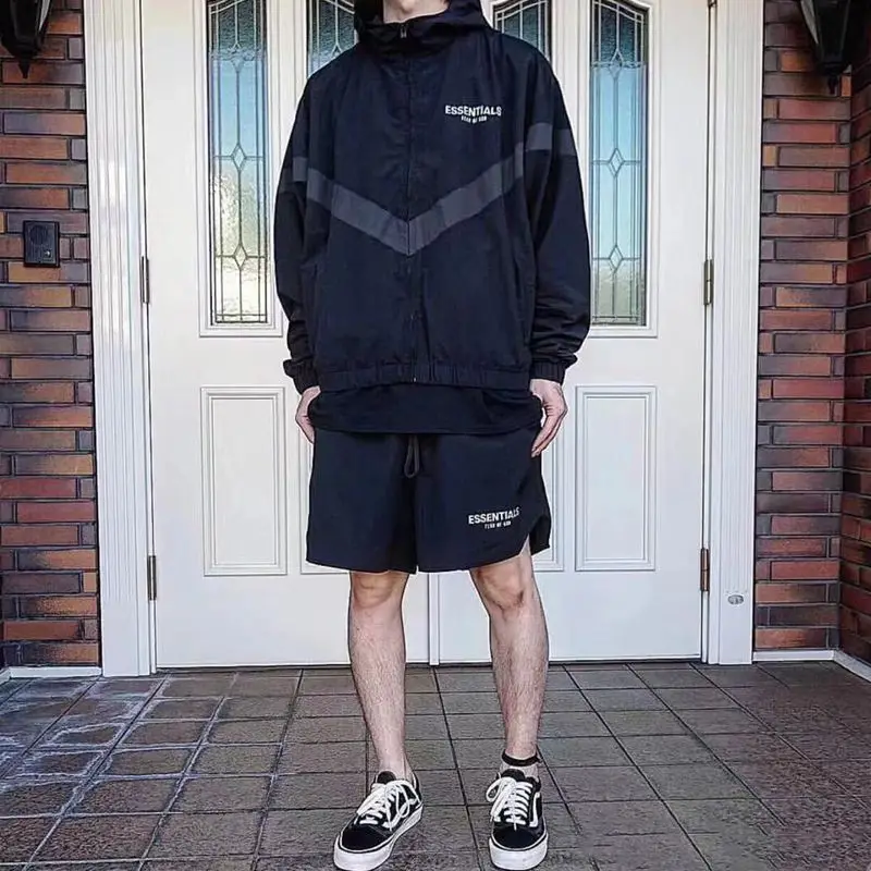 21 years FOG spring and summer double line jacket ESSENTIALS 3M reflective hooded jacket jacket windbreaker star
21 years FOG spring and summer double line jacket ESSENTIALS 3M reflective hooded jacket jacket windbreaker star