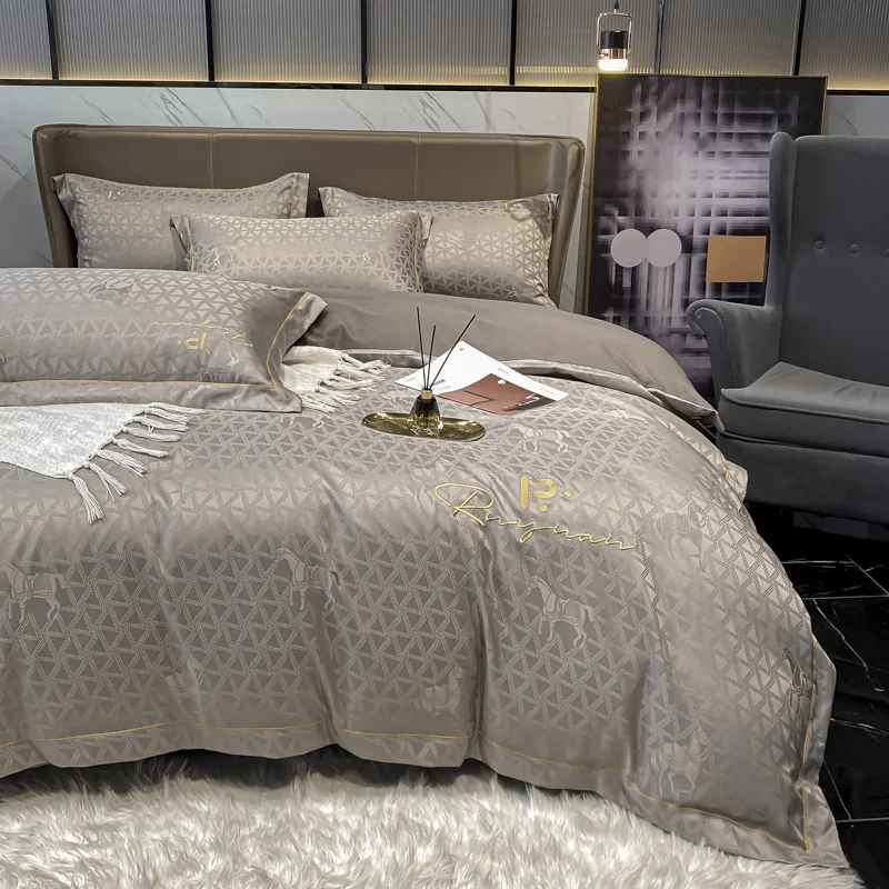 4pcs 60s Egyptian cotton Bed linen satin jacquard Linens bed cover luxury bedding set double Duvet cover solid cover bed sheet
4pcs 60s Egyptian cotton Bed linen satin jacquard Linens bed cover luxury bedding set double Duvet cover solid cover bed sheet