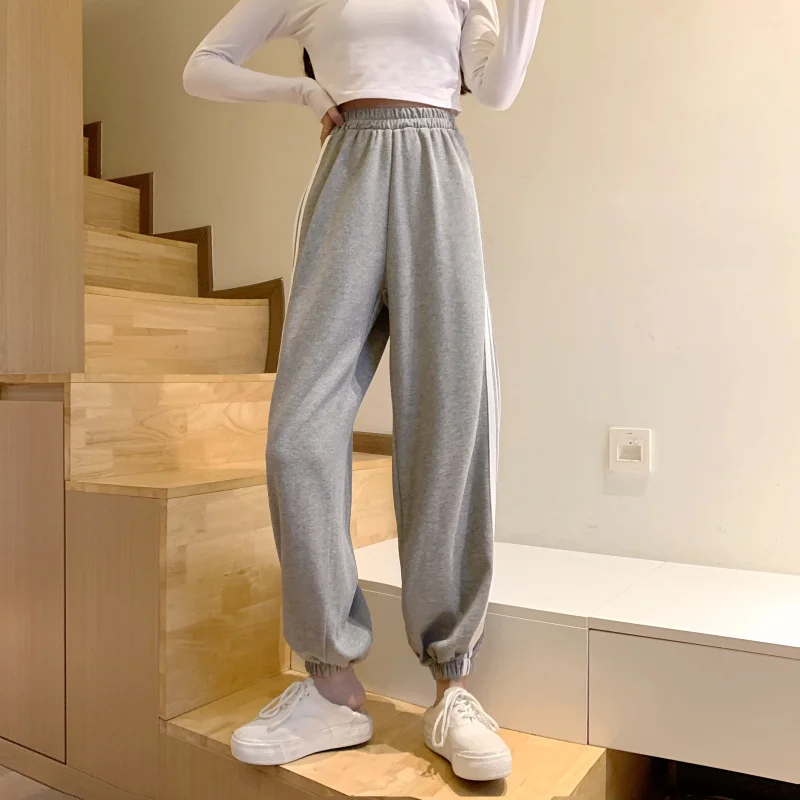 Woman Loose Sweatpants Harajuku Joggers Grey High Waist Pants Comfort Simple Basic Casual Fashion Trousers 2021 Korean Sport New
Woman Loose Sweatpants Harajuku Joggers Grey High Waist Pants Comfort Simple Basic Casual Fashion Trousers 2021 Korean Sport New