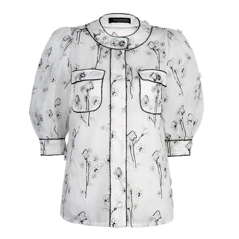 Summer NEW Heavy Work Embroidery Retro Puff Sleeve Shirt Ladies Double Pocket Decoration Single Breasted Embroidery Shirt Top
Summer NEW Heavy Work Embroidery Retro Puff Sleeve Shirt Ladies Double Pocket Decoration Single Breasted Embroidery Shirt Top