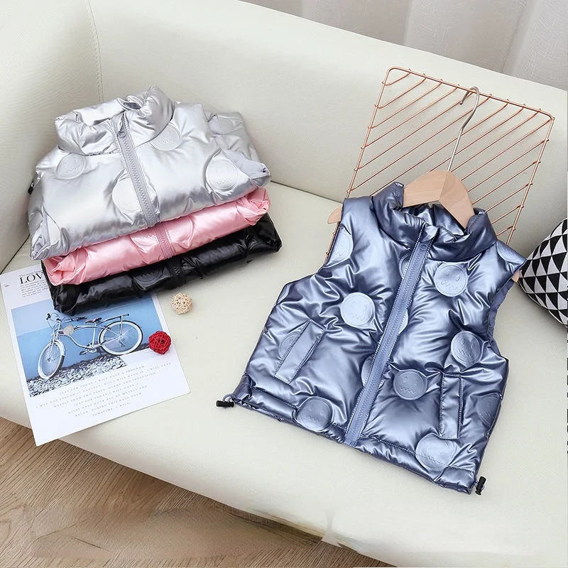 New Children Clothing Autumn Winter Fashion Solid Stand Collar Waistcoats Kids Warm Zipper Hooded Down Vest for Boys Girls Q18
New Children Clothing Autumn Winter Fashion Solid Stand Collar Waistcoats Kids Warm Zipper Hooded Down Vest for Boys Girls Q18