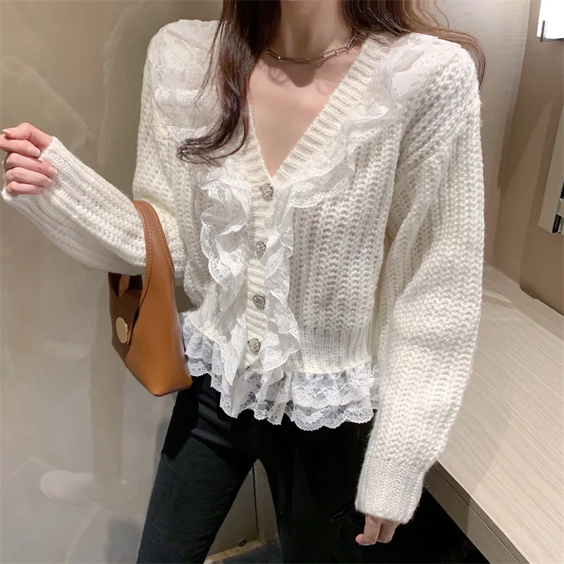 ZAWAHIKI Korean Chic Sweet Lace Patchwork Knitted Cardigan Autumn 2021 V Neck Loose Long Sleeve Tops Fashion Sweaters Women
ZAWAHIKI Korean Chic Sweet Lace Patchwork Knitted Cardigan Autumn 2021 V Neck Loose Long Sleeve Tops Fashion Sweaters Women