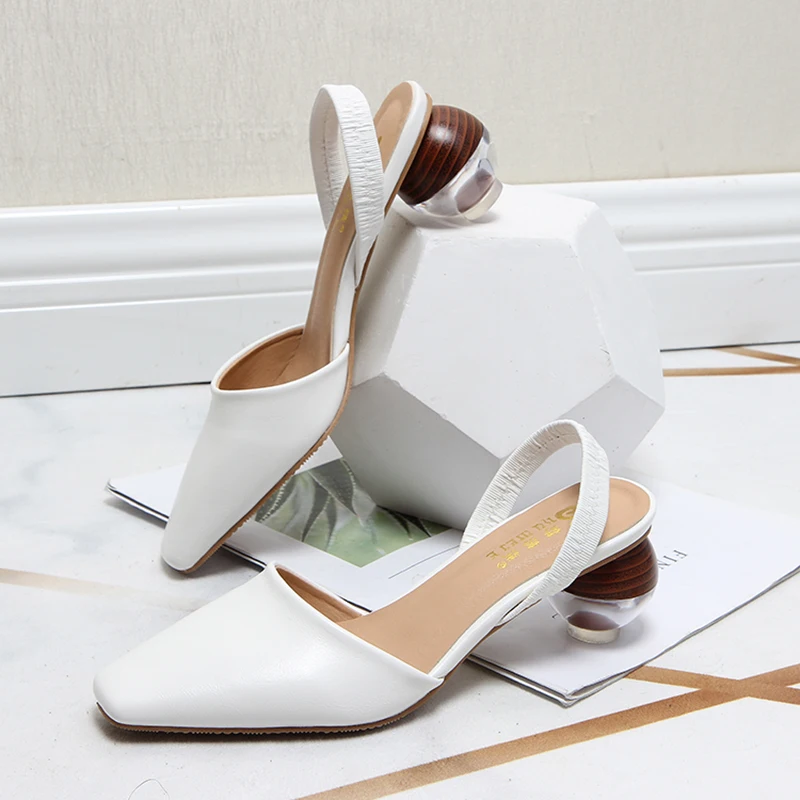 Spring New Women Sandals Square Toe Suede Mules Shoes Round Heeled Clear Heels Back Strap Fashion Ladies Dress Crystal Sandals
Spring New Women Sandals Square Toe Suede Mules Shoes Round Heeled Clear Heels Back Strap Fashion Ladies Dress Crystal Sandals