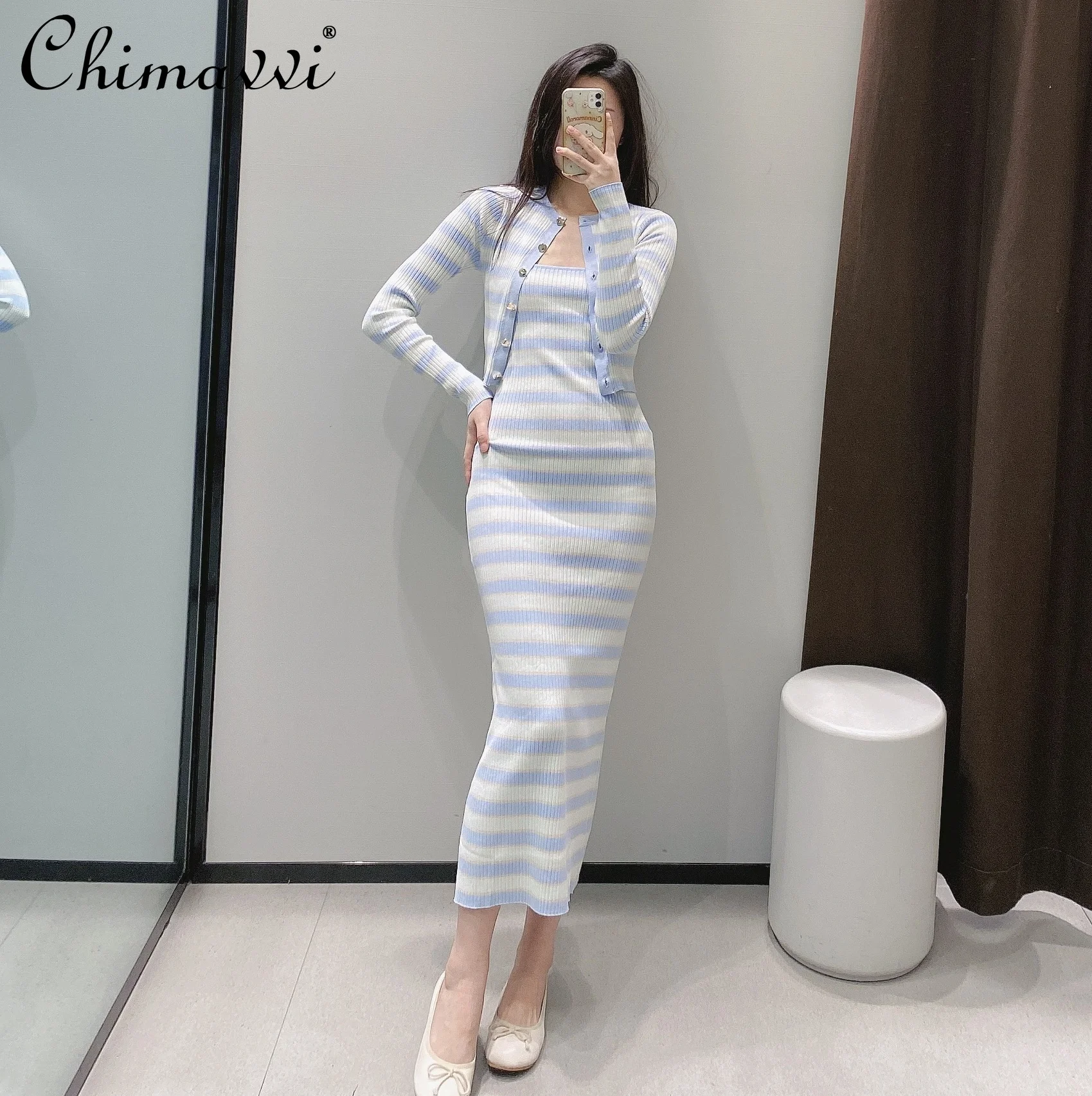 Women Long Sleeve Skinny Knitted Cardigan Slimming Stripes Bodycon Knitted Long Dress Female Two Pieces Dress Set
Women Long Sleeve Skinny Knitted Cardigan Slimming Stripes Bodycon Knitted Long Dress Female Two Pieces Dress Set