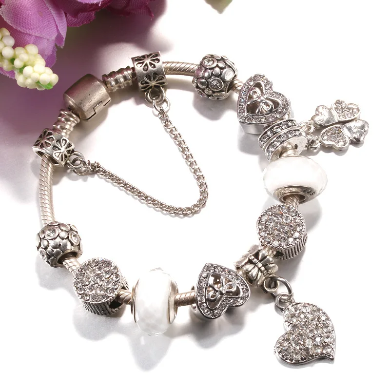 New couple bracelet, European and American DIY style zircon beads, four-leaf clover clover pendant, beaded bracelet fashion gift
New couple bracelet, European and American DIY style zircon beads, four-leaf clover clover pendant, beaded bracelet fashion gift