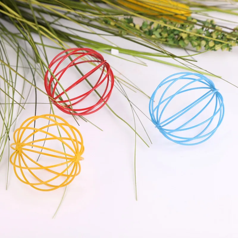 Stainless Steel Hanging Round Sphere Grass Collecting Ball for Feeding Chinchilla Rabbit Guinea Pig Practical Pet Supplies
Stainless Steel Hanging Round Sphere Grass Collecting Ball for Feeding Chinchilla Rabbit Guinea Pig Practical Pet Supplies