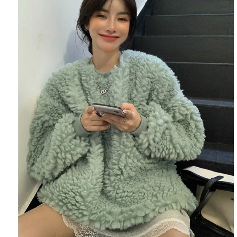 Autumn Winter Thick Lambswool Pullovers Fleece Coat Oversized Mid-length Plush Sweater Dress Velvet Crop Tops Hoodies Sweatshirt
Autumn Winter Thick Lambswool Pullovers Fleece Coat Oversized Mid-length Plush Sweater Dress Velvet Crop Tops Hoodies Sweatshirt