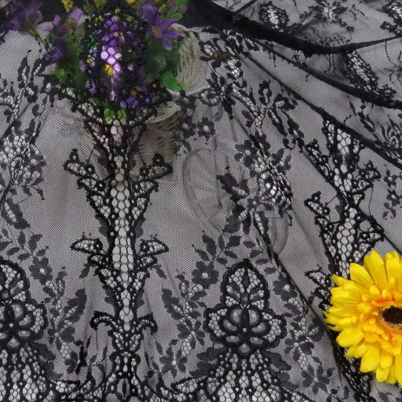 French Floral Chantilly Lace Fabric, Soft, Colors Off White Or Black, 3 Yards Long
French Floral Chantilly Lace Fabric, Soft, Colors Off White Or Black, 3 Yards Long
