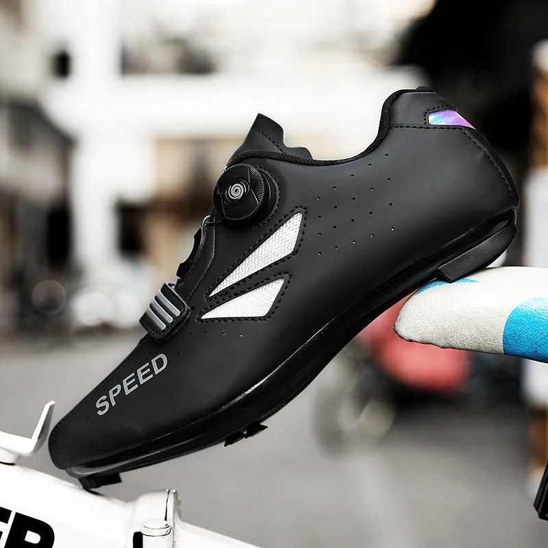 New style men's mountain bike shoes, with lock revolving buckle, road bike shoes, with Velcro, bike shoes, non-lock rubber sole
New style men's mountain bike shoes, with lock revolving buckle, road bike shoes, with Velcro, bike shoes, non-lock rubber sole