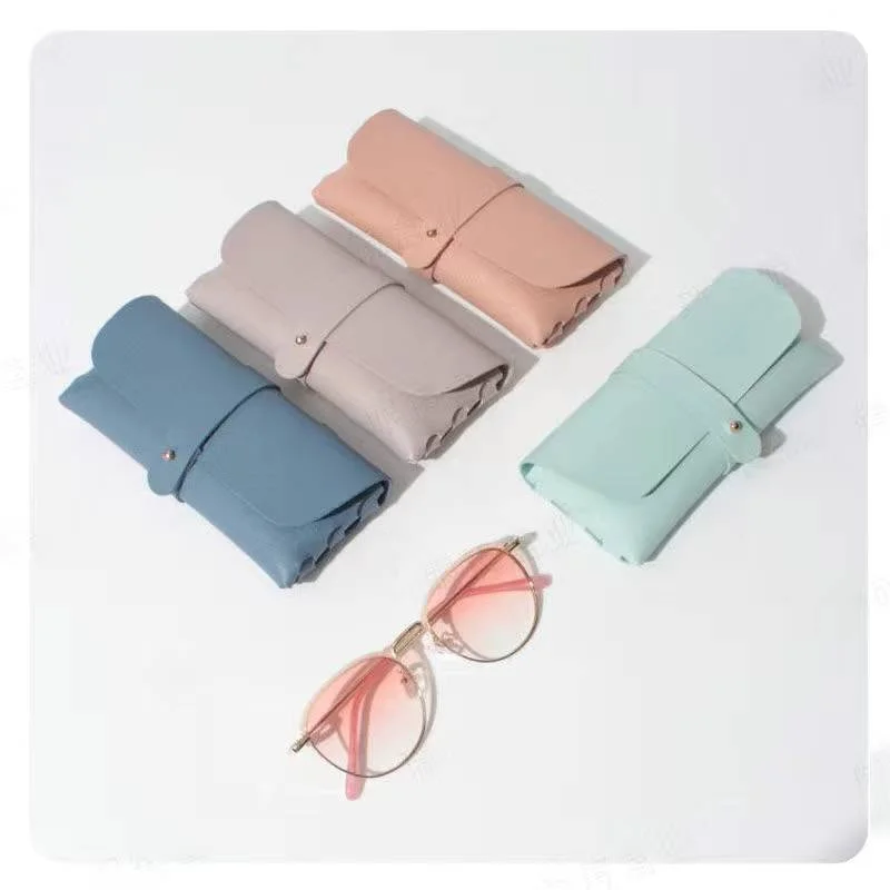 Solid Color Men's and Women's All-purpose Leather Soft Glasses Case Fashion Portable Sunglasses Case Buckle Accessory Glasses Ca
Solid Color Men's and Women's All-purpose Leather Soft Glasses Case Fashion Portable Sunglasses Case Buckle Accessory Glasses Ca
