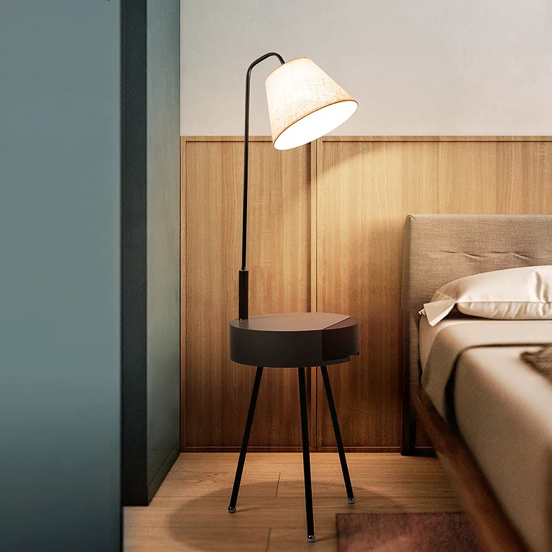 Louis Fashion Creative bedside table with light integrated bedroom floor modern light luxury small round table bedside table
Louis Fashion Creative bedside table with light integrated bedroom floor modern light luxury small round table bedside table