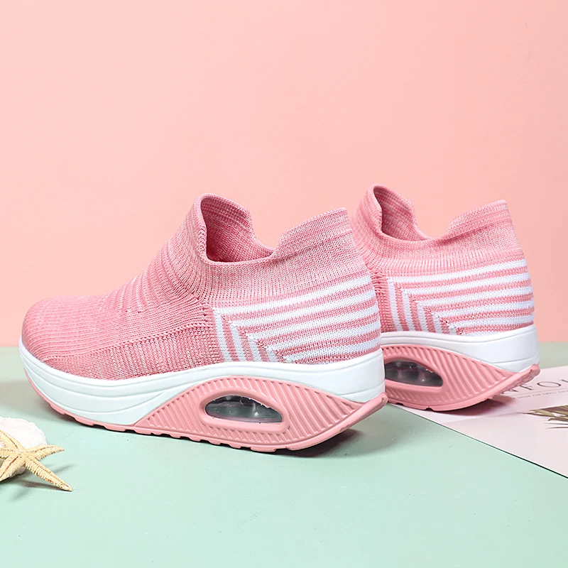 Women's Leisure Sneakers Outdoor Mesh Soft Bottom Shoes Vintage Solid Slip on Breathable Shoes Air Sneakers Women Zapatos Mujer
Women's Leisure Sneakers Outdoor Mesh Soft Bottom Shoes Vintage Solid Slip on Breathable Shoes Air Sneakers Women Zapatos Mujer