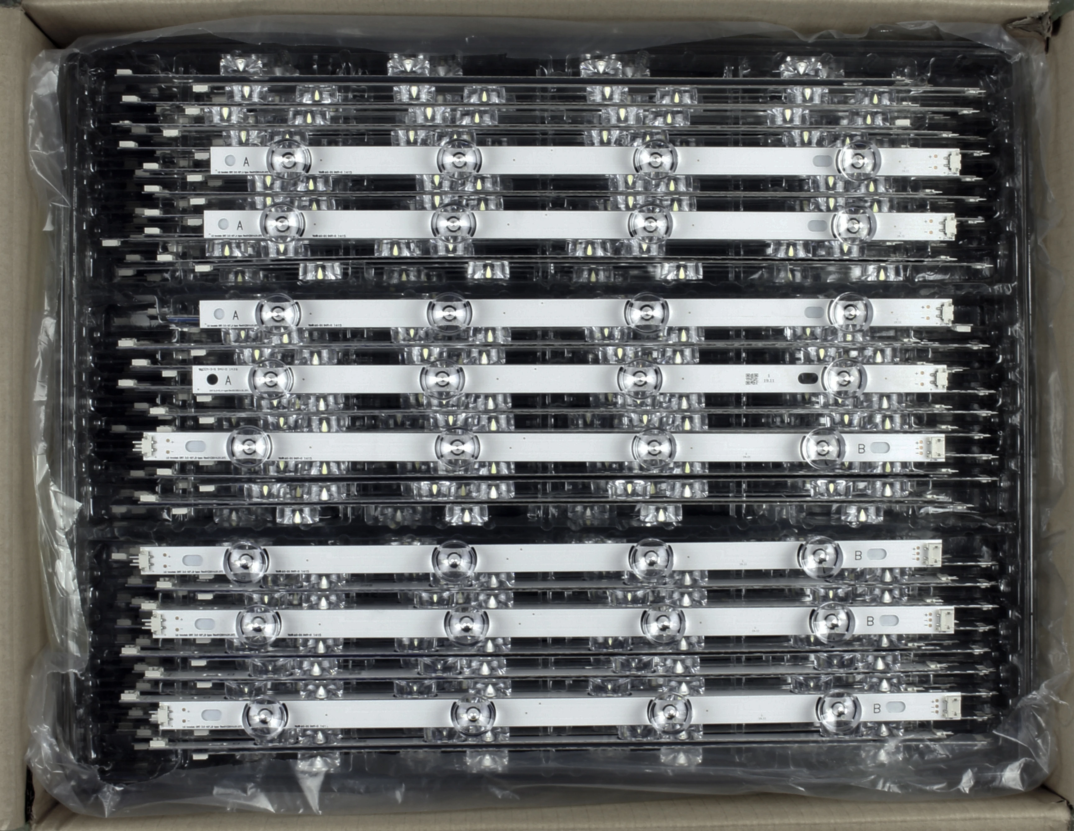 LED backlight strip for Lg drt 3.0 42 DIRECT AGF78402101 NC420DUN-VUBP1 T420HVF07 42LB650V 42LB561U 42LB582V 42LB582B 42LB5550
LED backlight strip for Lg drt 3.0 42 DIRECT AGF78402101 NC420DUN-VUBP1 T420HVF07 42LB650V 42LB561U 42LB582V 42LB582B 42LB5550