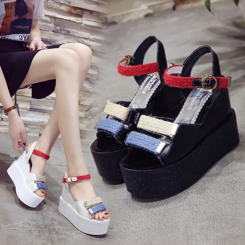 Women Gladiator Sandals 2021 Summer Designers Open Toe Buckle Strap Shoes Sexy 12cm High Heels Sandal Casual Woman Wedges Shoes
Women Gladiator Sandals 2021 Summer Designers Open Toe Buckle Strap Shoes Sexy 12cm High Heels Sandal Casual Woman Wedges Shoes