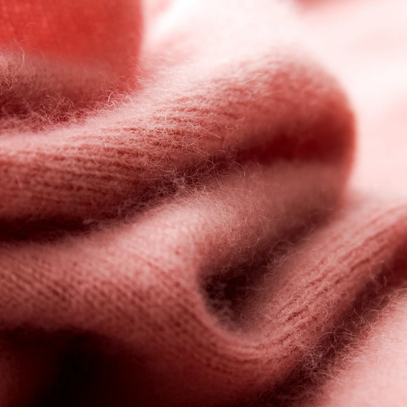 BELIARST Summer New Camisole 100% Pure Wool Ladies Self-cultivation Camisole Woman V-neck Pullover Vest Knitted Base Sweater
BELIARST Summer New Camisole 100% Pure Wool Ladies Self-cultivation Camisole Woman V-neck Pullover Vest Knitted Base Sweater