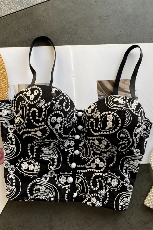 Retro Heavy Industry Embroidered Underwear Fashionable Small Camisole Women's Inner Base Sexy Costume
Retro Heavy Industry Embroidered Underwear Fashionable Small Camisole Women's Inner Base Sexy Costume