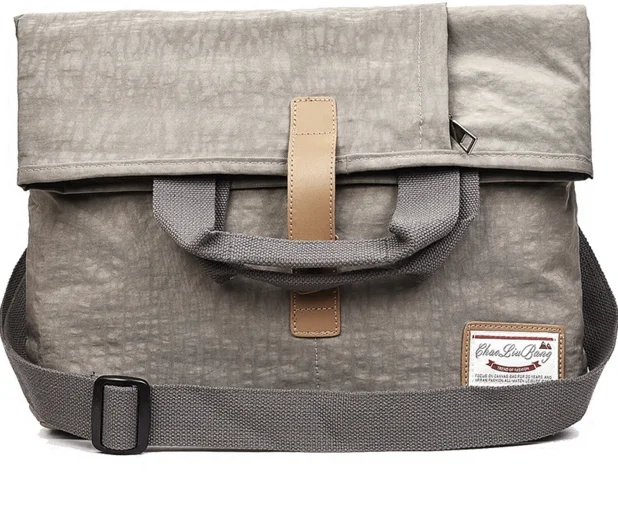 Casual Business Cloth Briefcase Youth Shoulder Outgoing Laptop Bag Simple Style Large Commuter Multipurpose Bag Bolso HombreD601
Casual Business Cloth Briefcase Youth Shoulder Outgoing Laptop Bag Simple Style Large Commuter Multipurpose Bag Bolso HombreD601