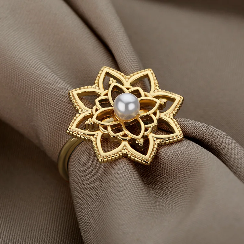 Vintage Hollow Lotus Flower Pearl Rings For Women Girls Stainless Steel Gold Ring Female Wedding Fashion Jewelry Gift Anillos
Vintage Hollow Lotus Flower Pearl Rings For Women Girls Stainless Steel Gold Ring Female Wedding Fashion Jewelry Gift Anillos