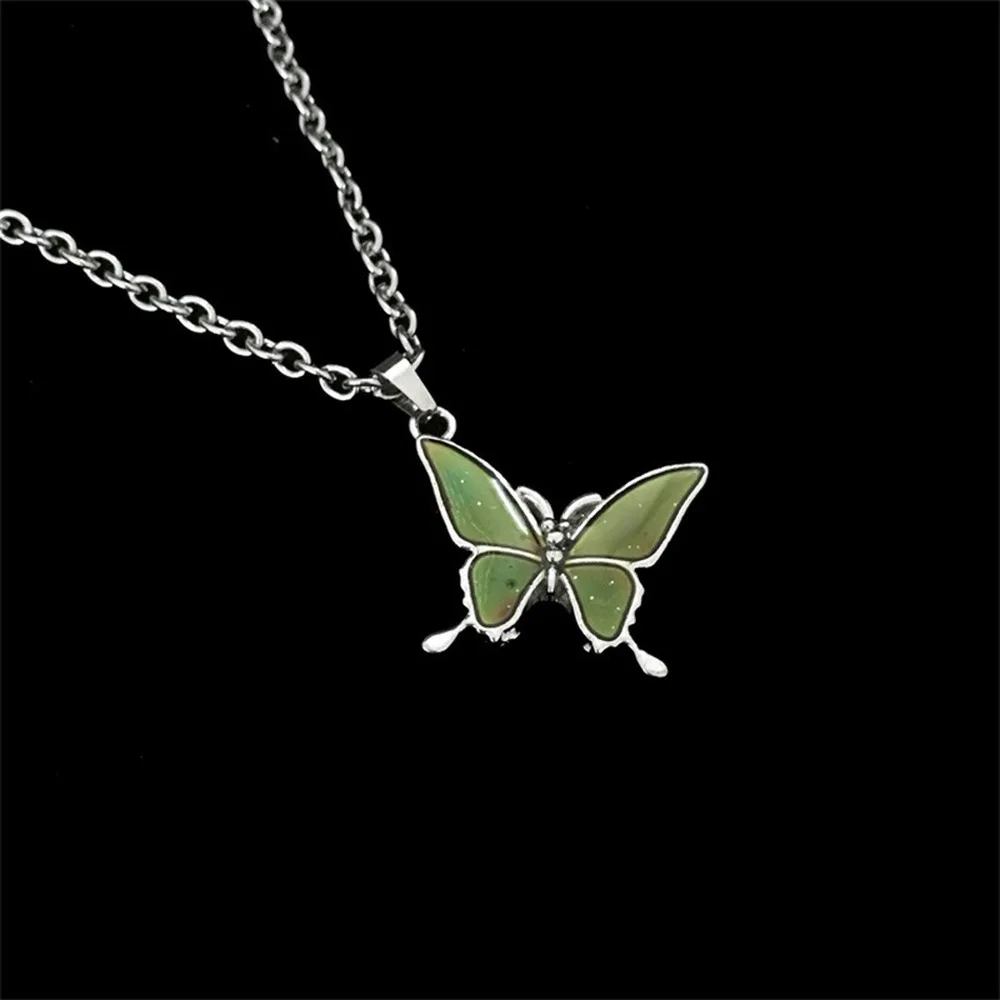 Temperature Control Color Changing Necklace Butterfly Choker Necklace for Women 2020 New Fashion Men Stainless Steel Butterfly
Temperature Control Color Changing Necklace Butterfly Choker Necklace for Women 2020 New Fashion Men Stainless Steel Butterfly