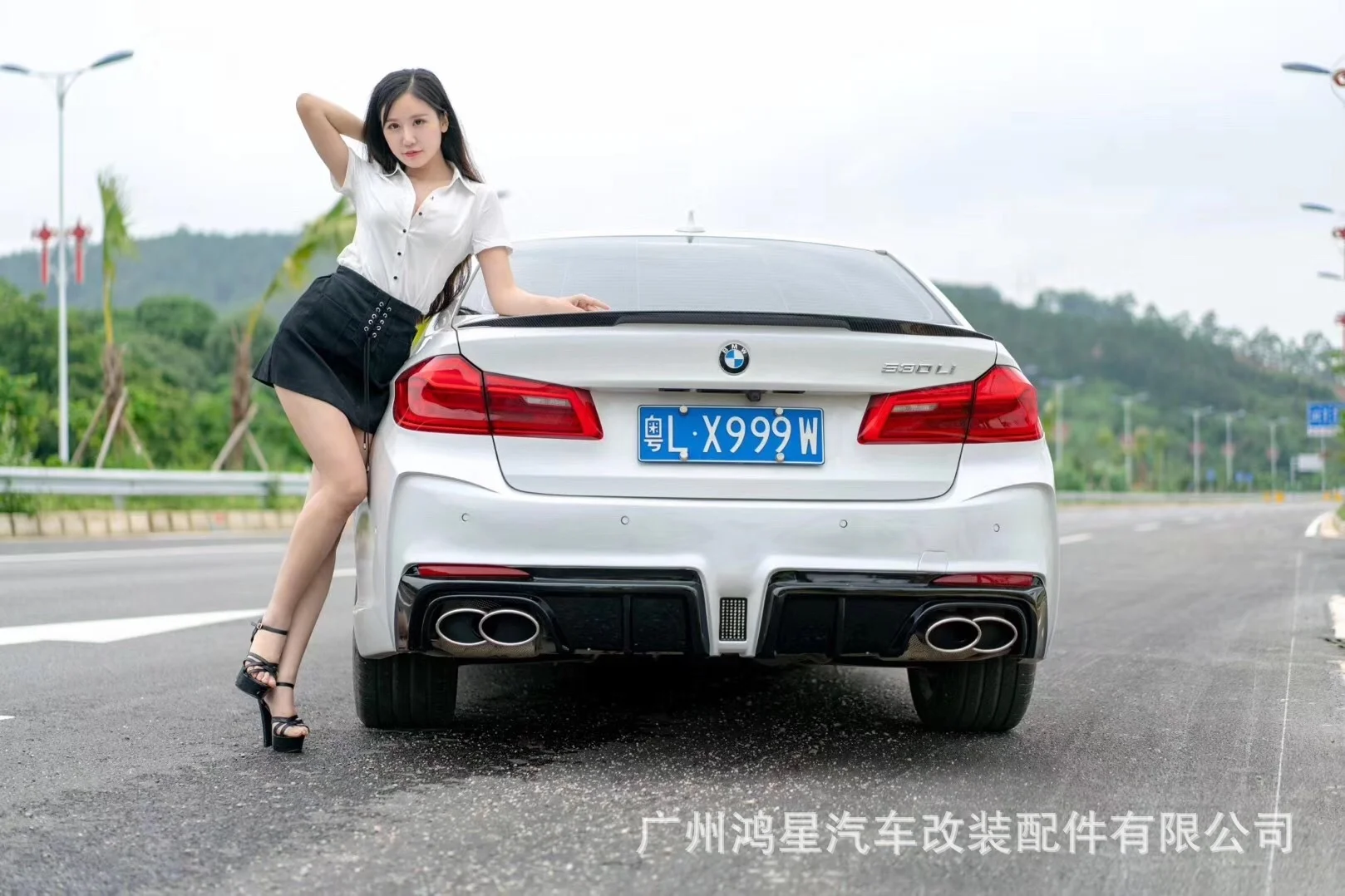 Применимо к новым 5 серий G30 / G38 имеет большую установку для Bmw 525 528 530
Применимо к новым 5 серий G30 / G38 имеет большую установку для Bmw 525 528 530