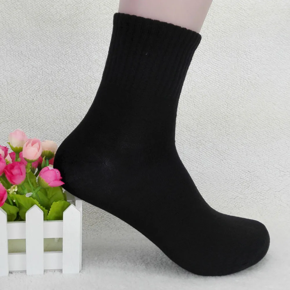 2020 Christmas Socks Women Funny Santa Claus Christmas Tree Snow Elk Cotton Happy Socks Women Harajuku New Year
2020 Christmas Socks Women Funny Santa Claus Christmas Tree Snow Elk Cotton Happy Socks Women Harajuku New Year