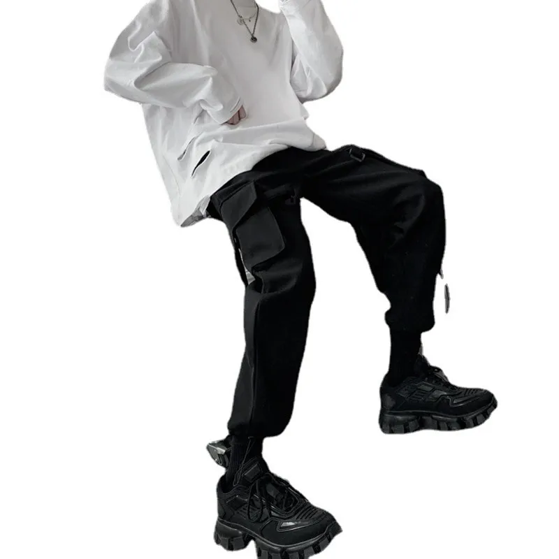 Streetwear Men Multi Pockets Cargo Harem Pants Hip Hop Men's Sports Pants Streetwear Casual Men's Casual Pants Joggers Clothing
Streetwear Men Multi Pockets Cargo Harem Pants Hip Hop Men's Sports Pants Streetwear Casual Men's Casual Pants Joggers Clothing