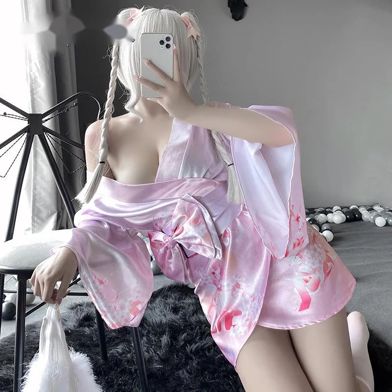 Sexy Japanese-style Printing Kimono Perspective Bow Bandage Deep V Flower Fox Dream Two-dimensional Cardigan Kimono Suit 940A
Sexy Japanese-style Printing Kimono Perspective Bow Bandage Deep V Flower Fox Dream Two-dimensional Cardigan Kimono Suit 940A