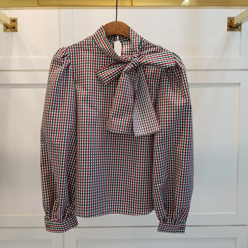 korean fashio Chic turtleneck with bowknot lace up women blouse shirt puff long sleeve plaid pattern top blouse
korean fashio Chic turtleneck with bowknot lace up women blouse shirt puff long sleeve plaid pattern top blouse