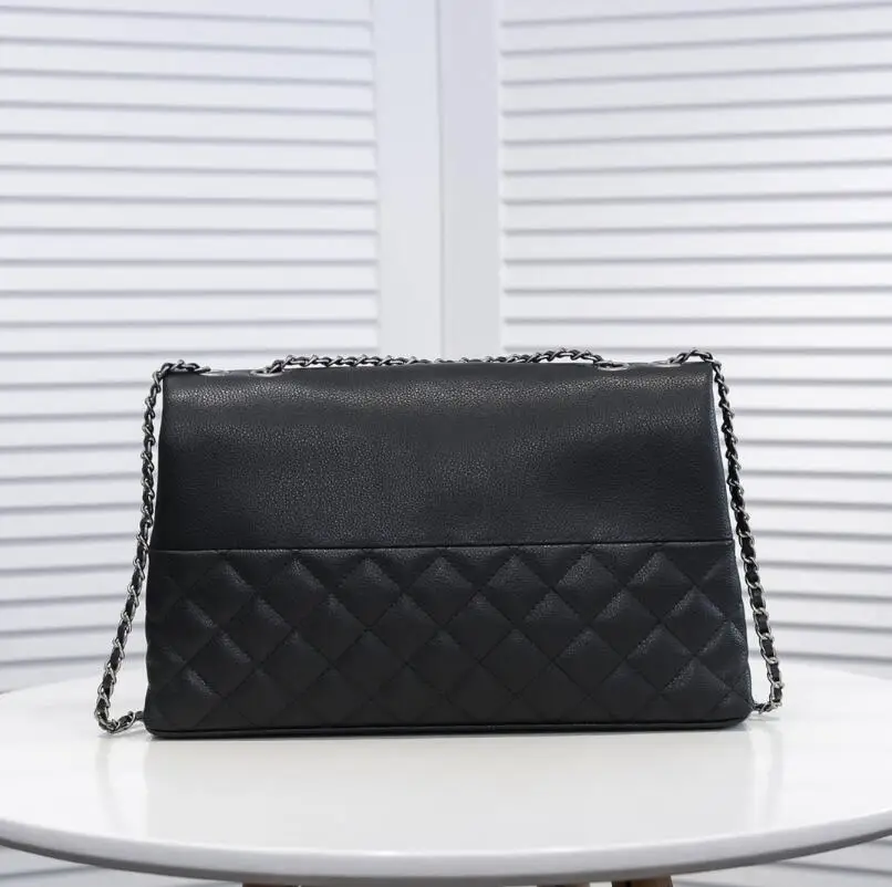 Genuine Women Luxury Shoulder Bags Crocodile Pattern Handbag Female Crossbody Bag Half Roun d PU Leather Messenger Bag #642
Genuine Women Luxury Shoulder Bags Crocodile Pattern Handbag Female Crossbody Bag Half Roun d PU Leather Messenger Bag #642